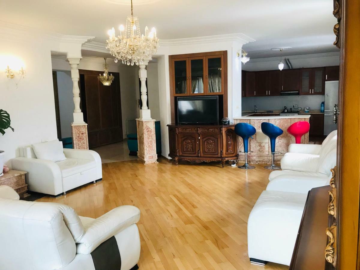 Nana Apartment 第比利斯 外观 照片